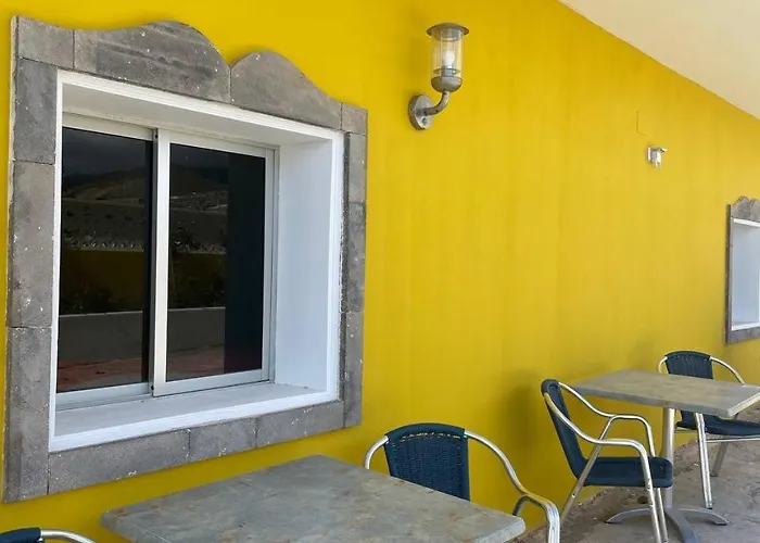 Ocean Breeze Villamaracuya Pensionat *