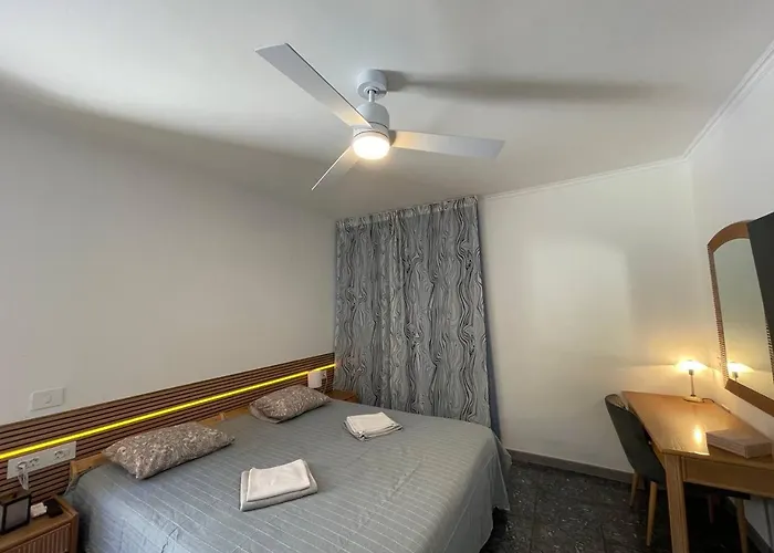 Ocean Breeze Villamaracuya Pensionat *